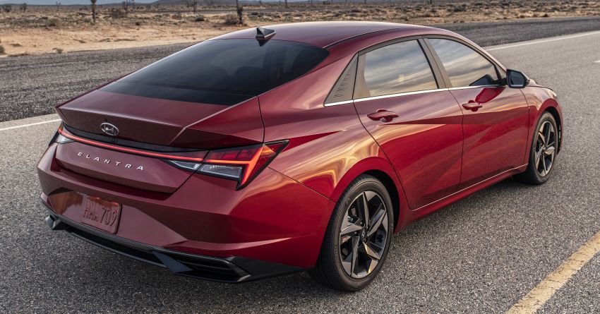 2021 Hyundai Elantra, Elantra Hybrid debut – four-door coupe style, dual-screen setup, 64-colour LED lights! 1096666