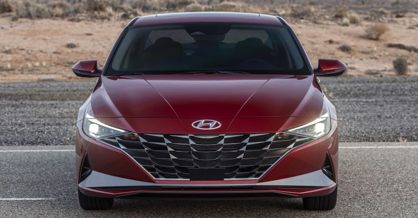2021 Hyundai Elantra, Elantra Hybrid debut – four-door coupe style, dual-screen setup, 64-colour LED lights! 1096671