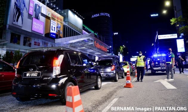 Police begin movement control order roadblock operations in KL and Selangor – just stay at home