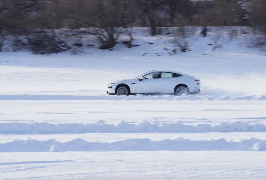 Xpeng P7 electric sedan now in China – 706 km range! 1113188