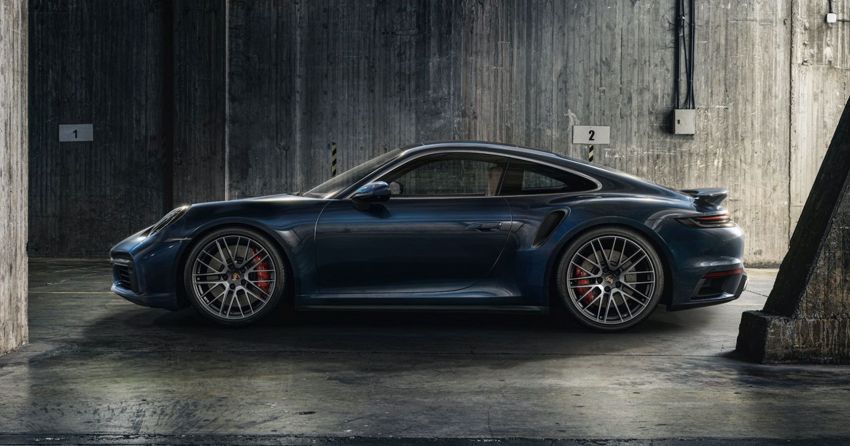 Porsche 911 Turbo 992  – enjin 3,745 cc, kuasa 580 PS 1148005