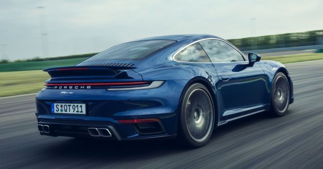 Porsche 911 Turbo 992  – enjin 3,745 cc, kuasa 580 PS
