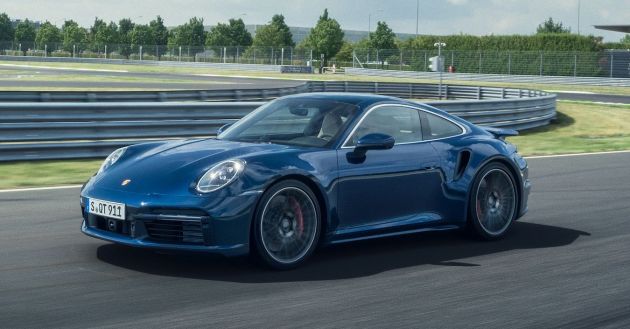 Porsche 911 Turbo 992  – enjin 3,745 cc, kuasa 580 PS