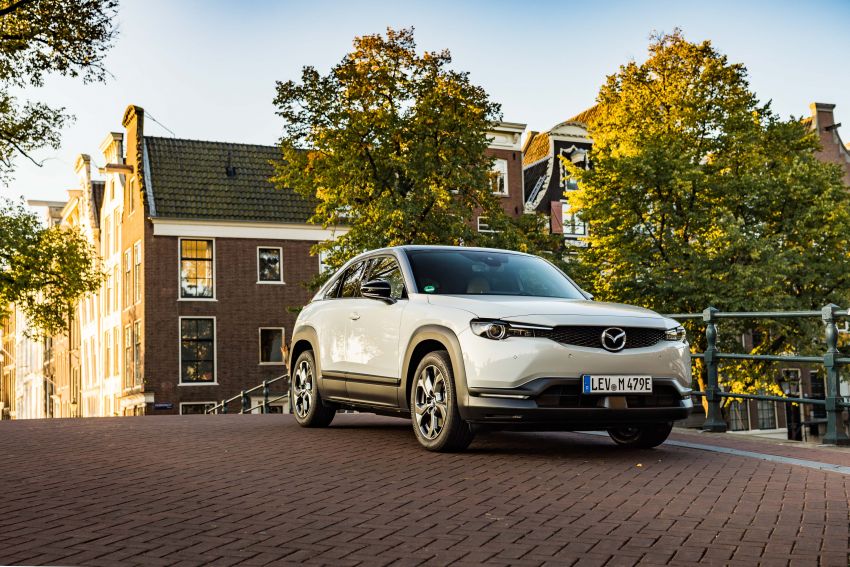 Mazda MX-30 EV launched in the UK – from RM137k 1185224