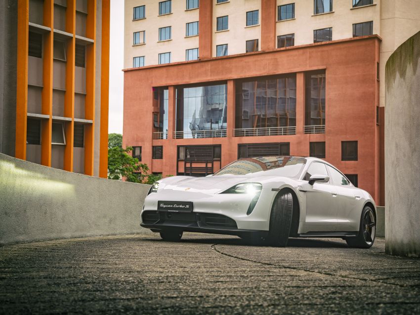 Porsche Taycan tiba di Malaysia – tiga varian, harga RM725k – RM1.2 juta, jarak gerak hingga 464 km 1178396