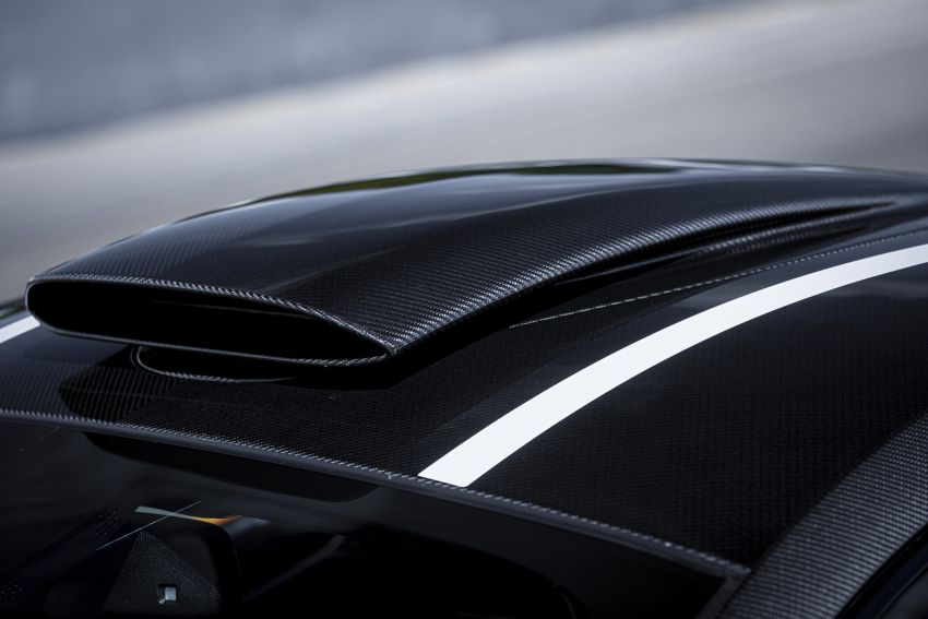 McLaren 620R now available with R Pack, roof scoop 1173996