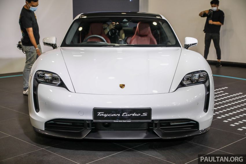 Porsche Taycan tiba di Malaysia – tiga varian, harga RM725k – RM1.2 juta, jarak gerak hingga 464 km 1178516