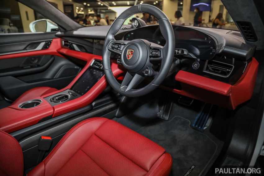 Porsche Taycan tiba di Malaysia – tiga varian, harga RM725k – RM1.2 juta, jarak gerak hingga 464 km 1178579