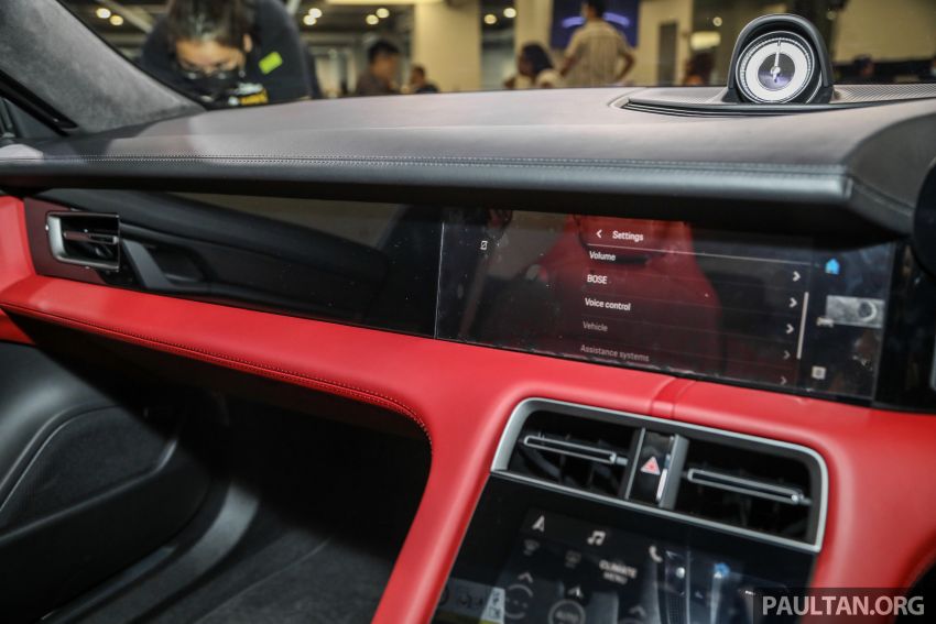 Porsche Taycan tiba di Malaysia – tiga varian, harga RM725k – RM1.2 juta, jarak gerak hingga 464 km 1178599