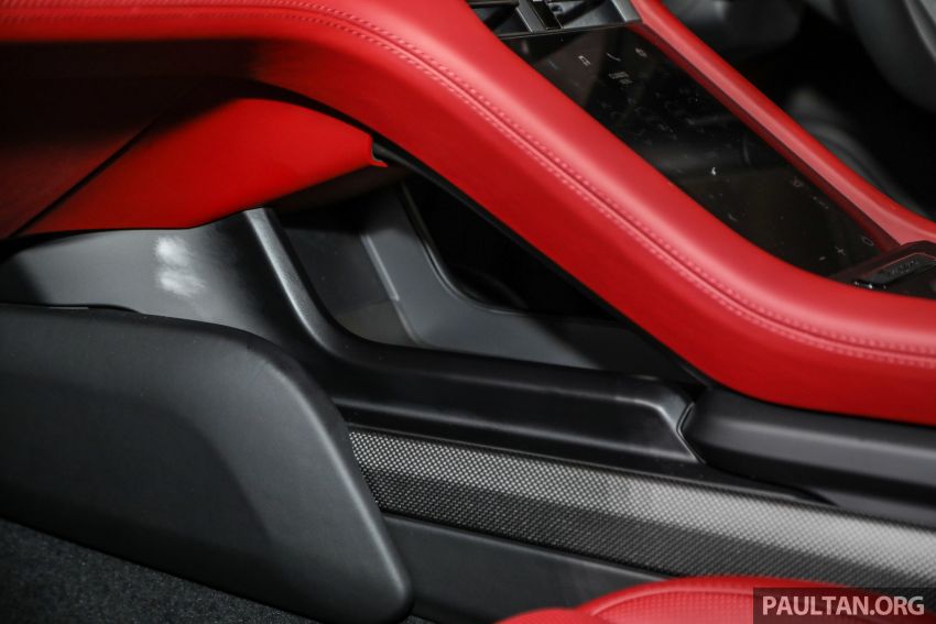 Porsche Taycan tiba di Malaysia – tiga varian, harga RM725k – RM1.2 juta, jarak gerak hingga 464 km 1178607