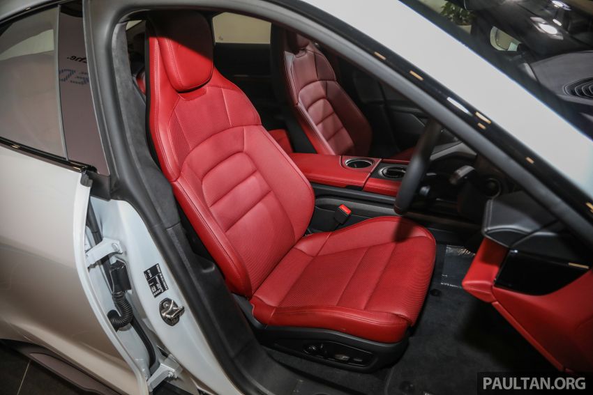 Porsche Taycan tiba di Malaysia – tiga varian, harga RM725k – RM1.2 juta, jarak gerak hingga 464 km 1178640