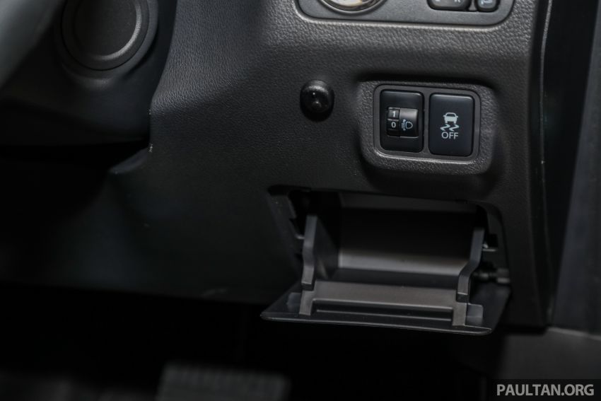 Mitsubishi Xpander open for booking – under RM100k, 9-inch touchscreen with Apple CarPlay, Android Auto 1196821