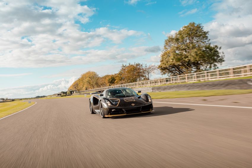 2021 Lotus Evija makes dynamic debut at Goodwood 1194951
