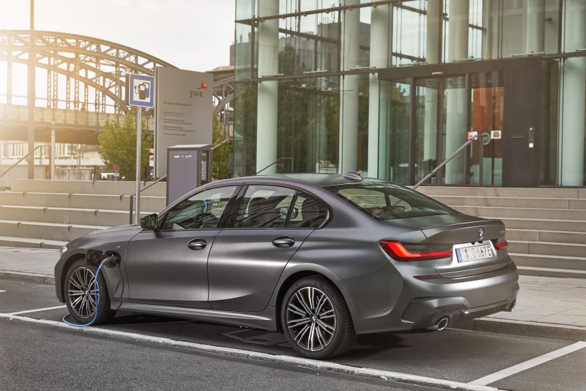 REVIEW: G20 BMW 330e M Sport – ever-present cake 1196507