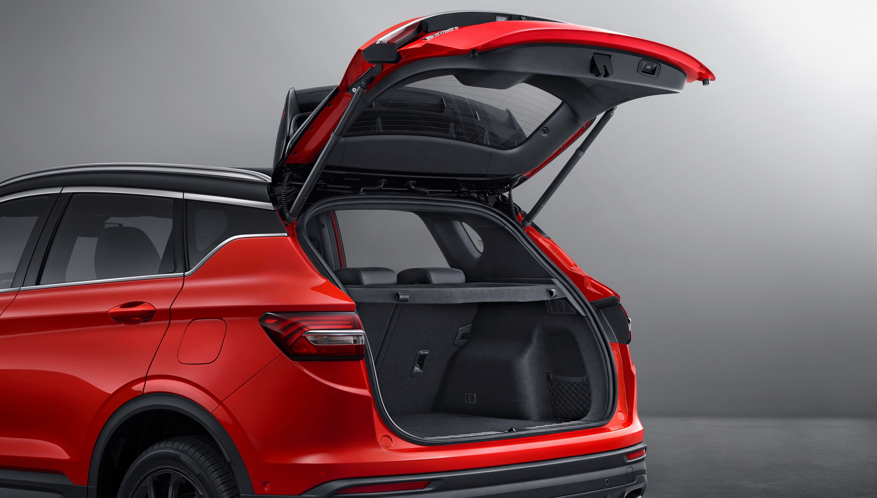 Proton X50 – pakej aksesori asli diperkenal bersama pintu <em>tailgate</em> berkuasa elektrik, bermula RM3,300
