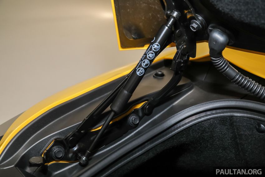 Lexus LC 500 Convertible launched in Malaysia – 5.0L NA V8 with 470 hp, folding soft top; RM1.35 million 1211804