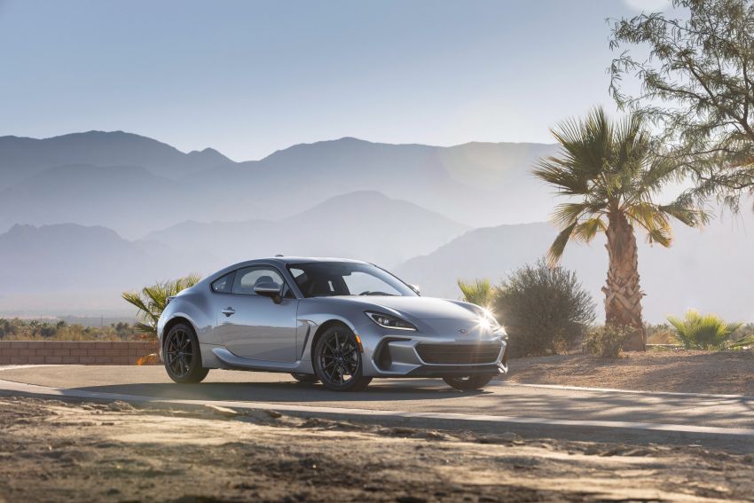 2022 Subaru BRZ debuts – redesigned second-gen sports car gets a 2.4L boxer engine; 228 hp, 249 Nm 1212778