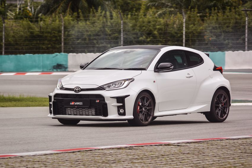 Toyota GR Yaris kini di M’sia, RM299k untuk jentera rali jalan raya sentuhan Tommi Makinen, hanya 200 unit! 1225309