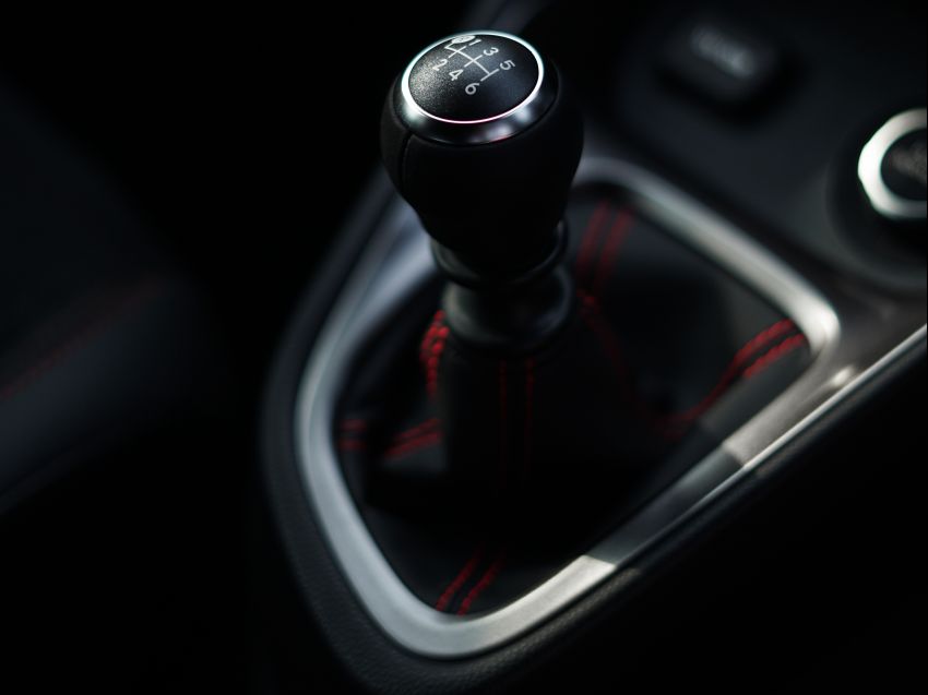 Toyota GR Yaris kini di M’sia, RM299k untuk jentera rali jalan raya sentuhan Tommi Makinen, hanya 200 unit! 1225459