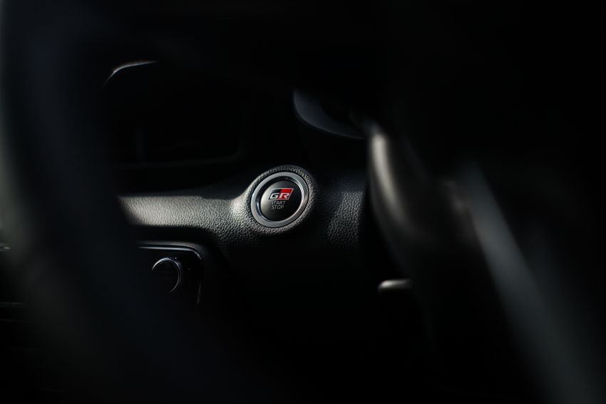 Toyota GR Yaris kini di M’sia, RM299k untuk jentera rali jalan raya sentuhan Tommi Makinen, hanya 200 unit! 1225481
