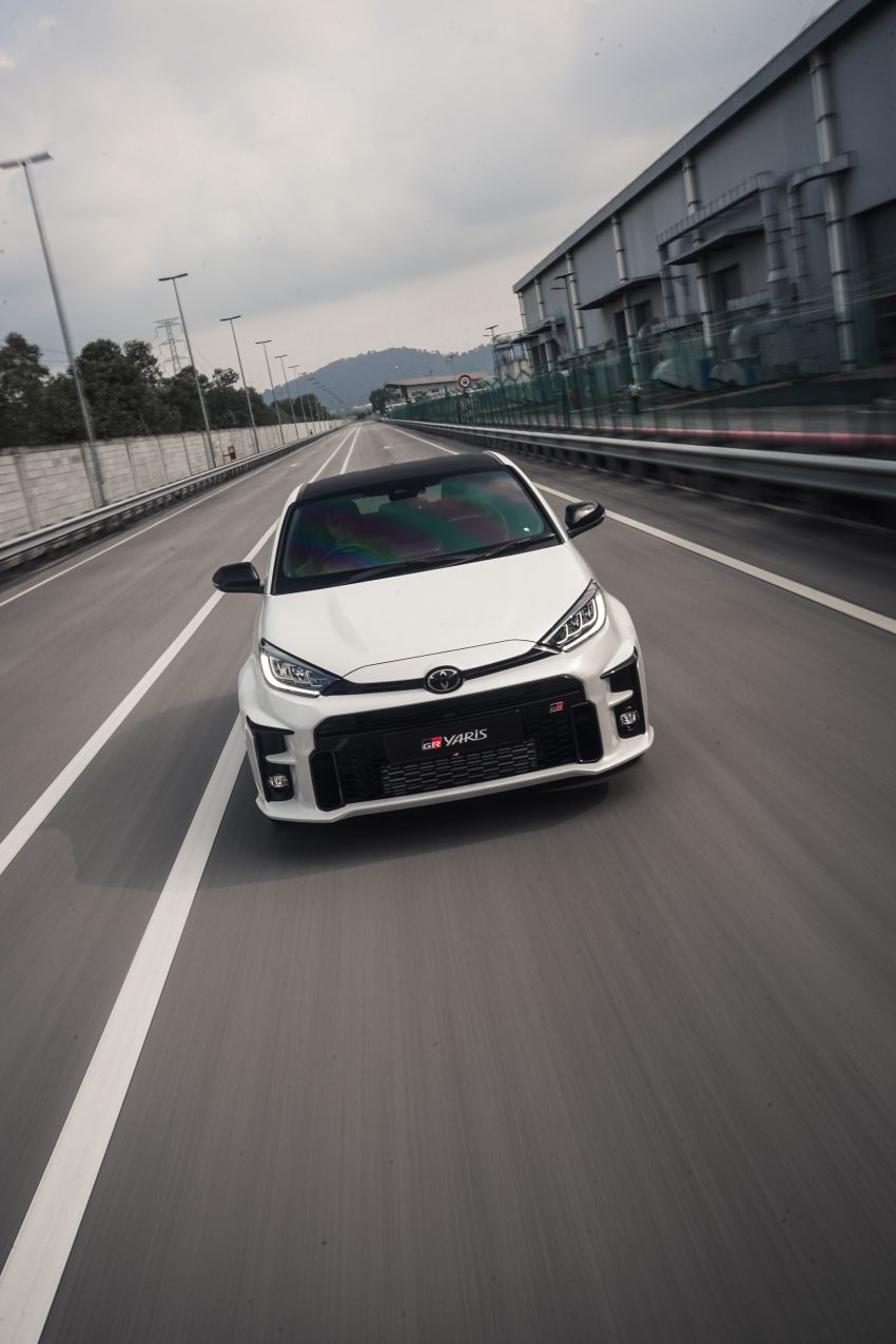 Toyota GR Yaris kini di M’sia, RM299k untuk jentera rali jalan raya sentuhan Tommi Makinen, hanya 200 unit! 1225367
