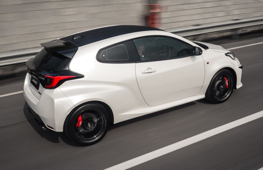 Toyota GR Yaris kini di M’sia, RM299k untuk jentera rali jalan raya sentuhan Tommi Makinen, hanya 200 unit! 1225379