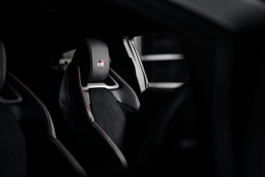 Toyota GR Yaris kini di M’sia, RM299k untuk jentera rali jalan raya sentuhan Tommi Makinen, hanya 200 unit! 1225495