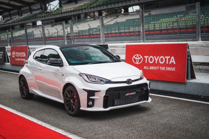 Toyota GR Yaris kini di M’sia, RM299k untuk jentera rali jalan raya sentuhan Tommi Makinen, hanya 200 unit! 1225418