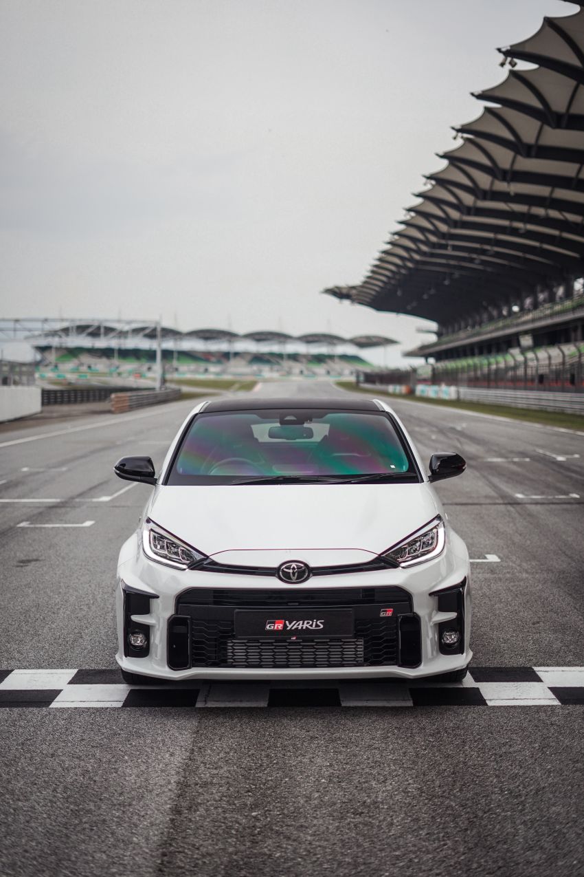 Toyota GR Yaris kini di M’sia, RM299k untuk jentera rali jalan raya sentuhan Tommi Makinen, hanya 200 unit! 1225423