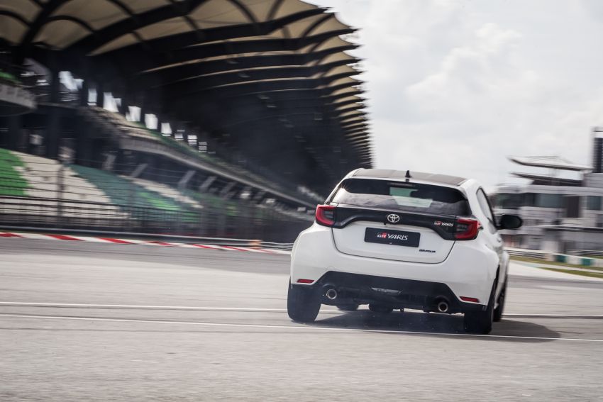 Toyota GR Yaris kini di M’sia, RM299k untuk jentera rali jalan raya sentuhan Tommi Makinen, hanya 200 unit! 1225429