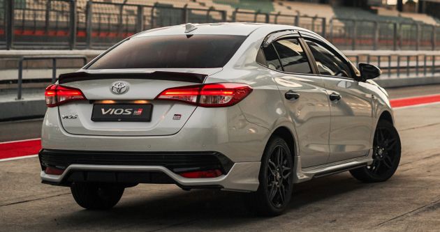 Toyota Vios GR Sport diperkenalkan di M’sia —  CVT ’10-kelajuan’, suspensi sport, rim 17-inci, RM95,284