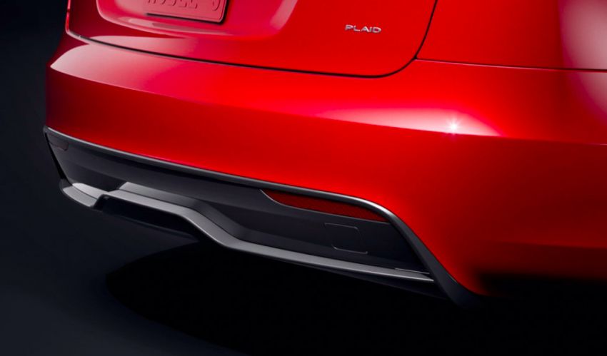 2021 Tesla Model S facelift – new interior with half-rim steering yoke, onboard gaming computer, 1,020 hp 1241438