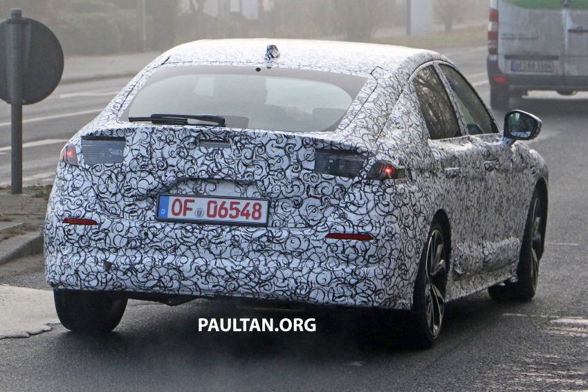 SPIED: 2022 Honda Civic Hatchback caught testing 1232086