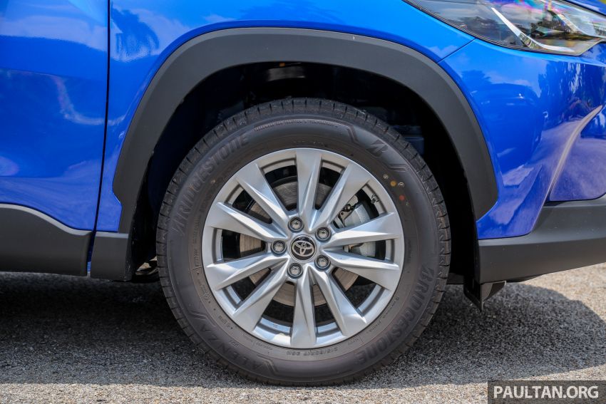 Toyota Corolla Cross rasmi dilancarkan di M’sia — dua varian, 1.8L dengan 139 PS/172 Nm, CVT, dari RM124k 1268376