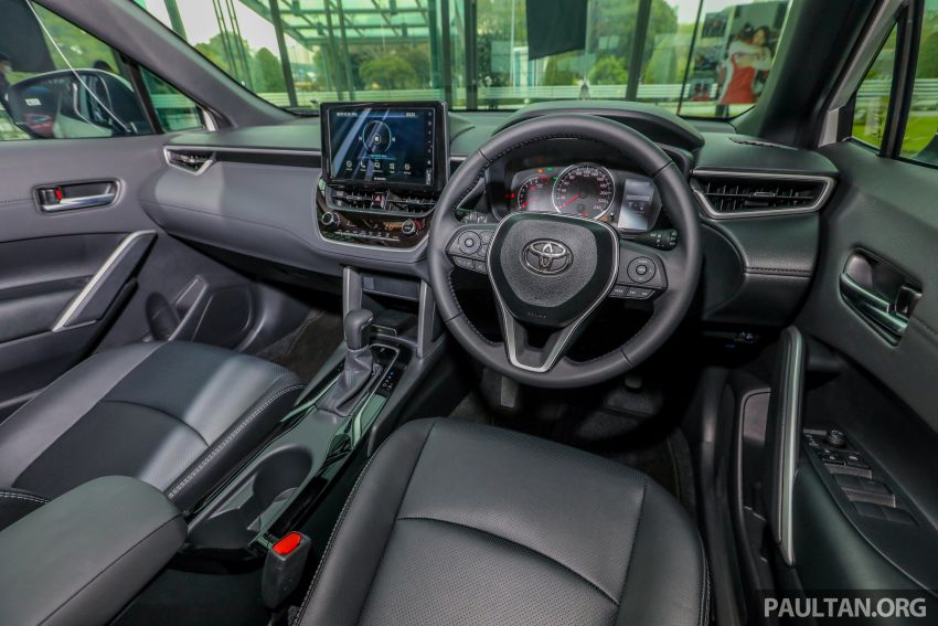 Toyota Corolla Cross rasmi dilancarkan di M’sia — dua varian, 1.8L dengan 139 PS/172 Nm, CVT, dari RM124k 1268422