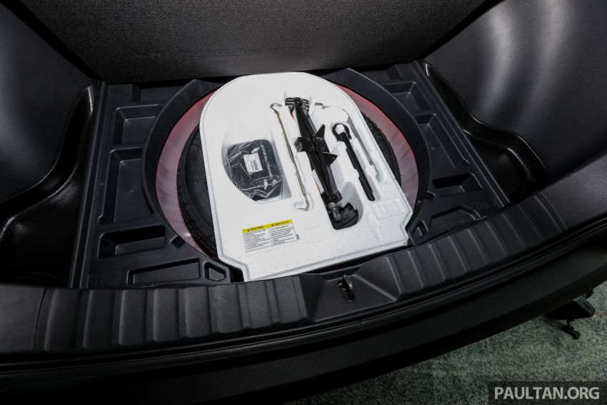 Toyota Corolla Cross rasmi dilancarkan di M’sia — dua varian, 1.8L dengan 139 PS/172 Nm, CVT, dari RM124k 1268723