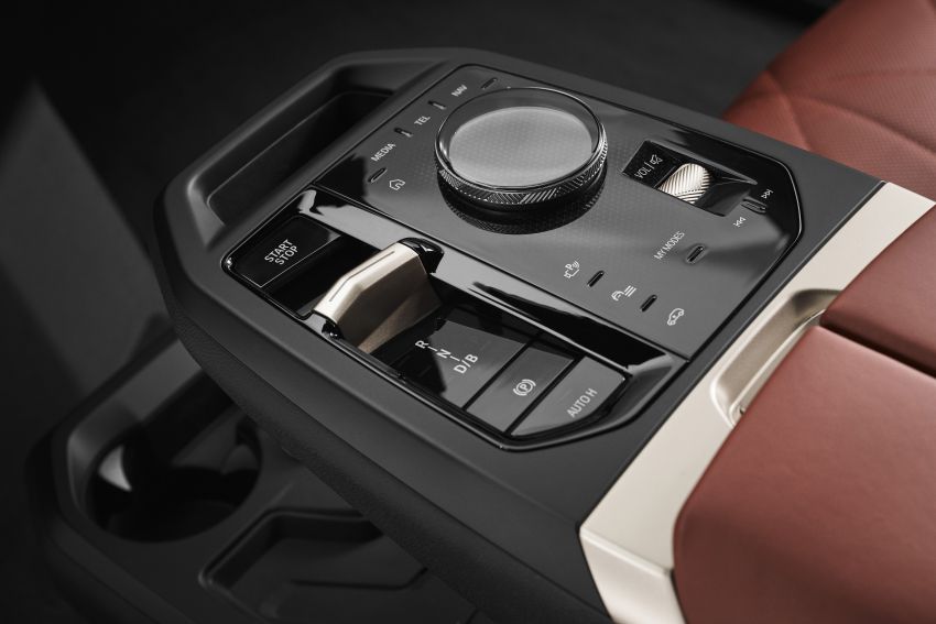 BMW iX electric SUV detailed – 320 PS xDrive40 with 400 km range, 500 PS xDrive50 with 600 km range 1264483