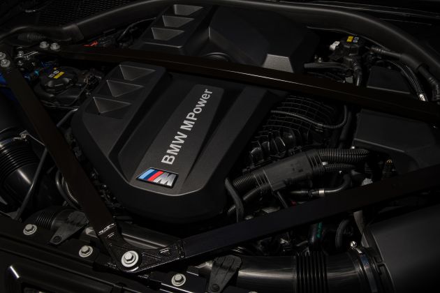 MEGA GALLERY: G80 BMW M3 and G82 M4 on track