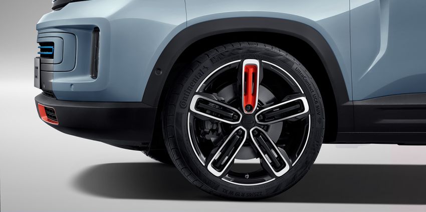 Geely Icon gets spring special editions – Koi and Blazing Love variants, 1.5T mild hybrid, 7DCT, RM84k 1290037