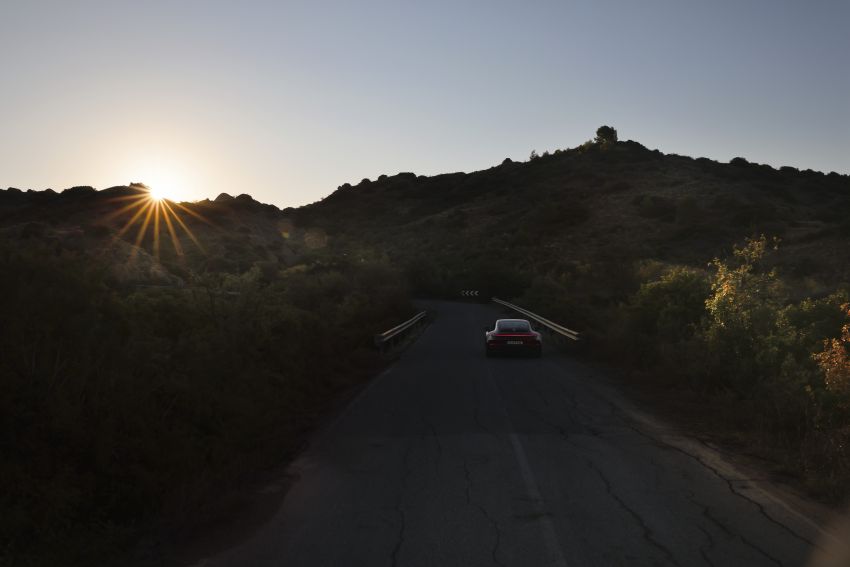 992 Porsche 911 GTS debuts – 480 PS and 570 Nm, available Lightweight Design package saves 25 kg 1310763