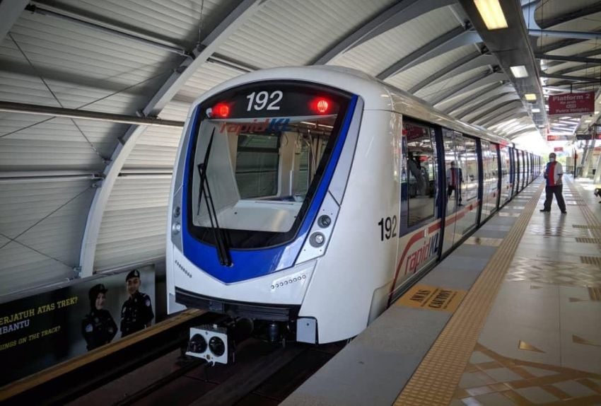 LRT Kelana Jaya Line gets 27 new train sets worth RM1.7b, two of the KLAV27 four-car units now running 1312759