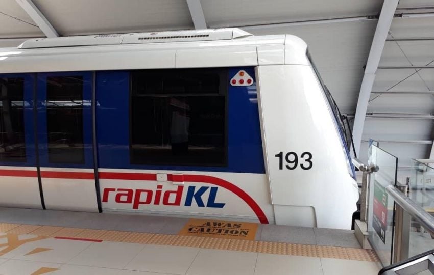 LRT Kelana Jaya Line gets 27 new train sets worth RM1.7b, two of the KLAV27 four-car units now running 1312760