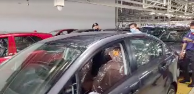 2021 Proton Iriz, Persona facelift accidentally shown in PDRM live video – new 16″ wheels, smoked tail lamps