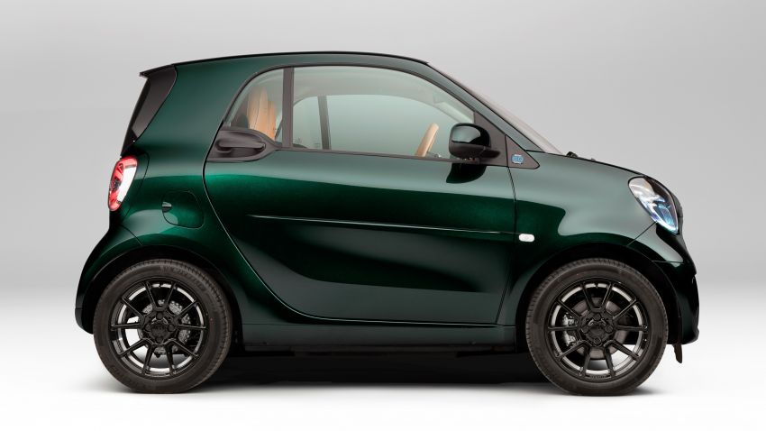 2021 smart EQ fortwo Racing Green Edition unveiled 1321802