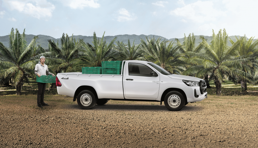 Toyota Hilux GR Sport dilancarkan di Thailand – ada versi <em>low-rider</em>, harga bermula RM113k, enjin 2.8L 1335501