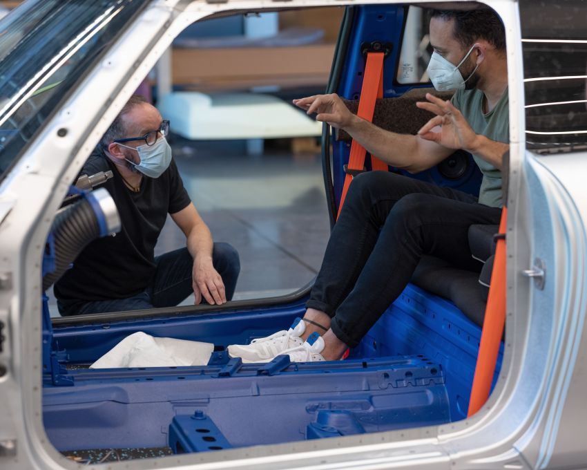 MINI Strip revealed as a pared-back Cooper SE by Paul Smith – sustainable materials and a simplified cabin 1330840