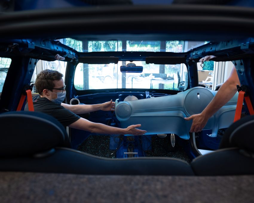 MINI Strip revealed as a pared-back Cooper SE by Paul Smith – sustainable materials and a simplified cabin 1330841