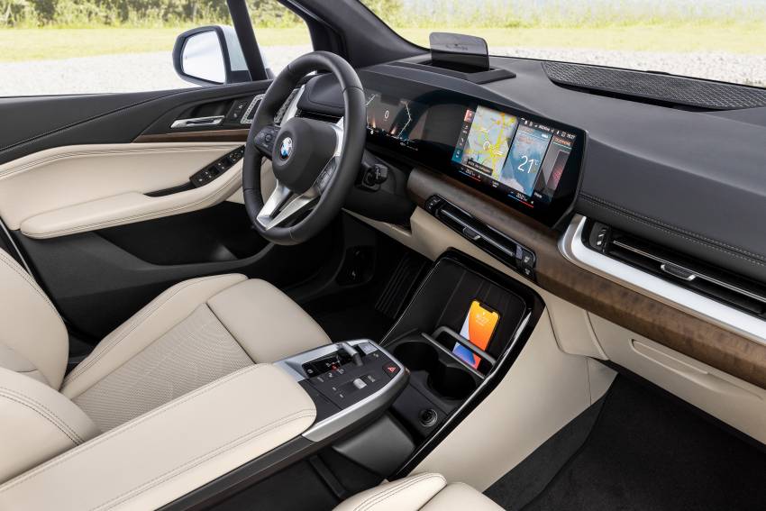 U06 BMW 2 Series Active Tourer debuts – all-new styling; petrol, diesel engines first; PHEVs next year 1356242