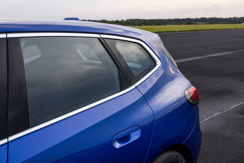 U06 BMW 2 Series Active Tourer debuts – all-new styling; petrol, diesel engines first; PHEVs next year 1356107