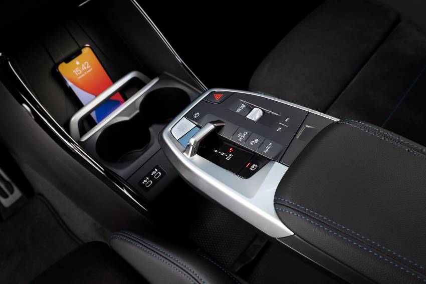 U06 BMW 2 Series Active Tourer debuts – all-new styling; petrol, diesel engines first; PHEVs next year 1356121